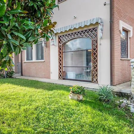 Se037 - Senigallia, Affascinante Villetta Con Giardino *