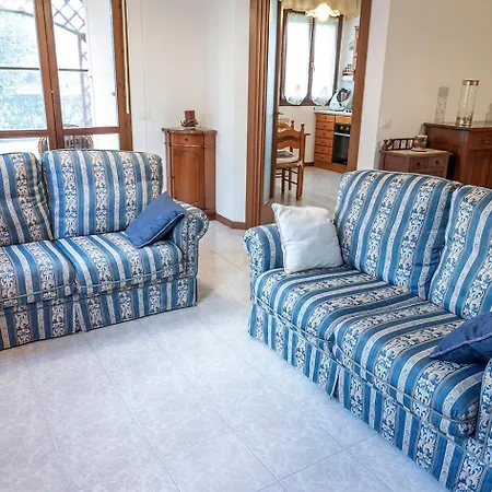 Se037 - Senigallia, Affascinante Villetta Con Giardino *